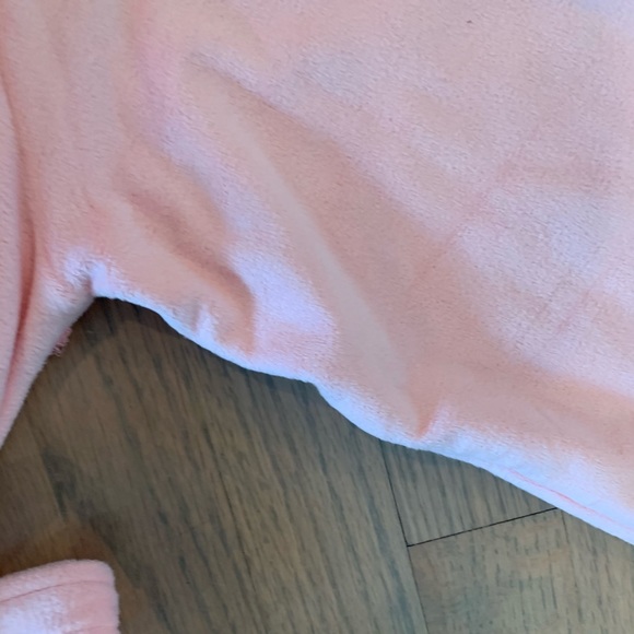 Wrap Up by VP Short Bridesmaid Robe - Picture 6 of 7